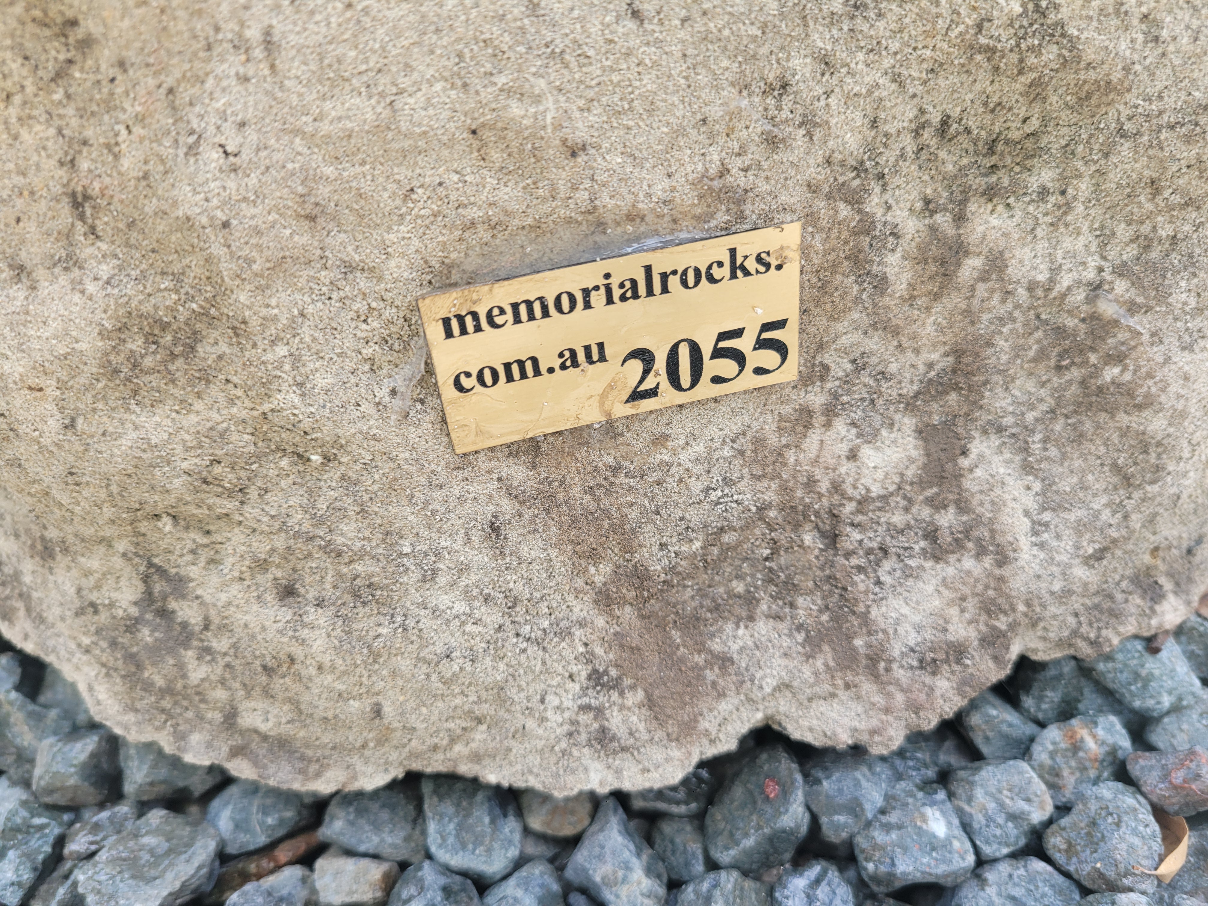 Large Memorial Rock Urn with Vase. 2055 Novelty